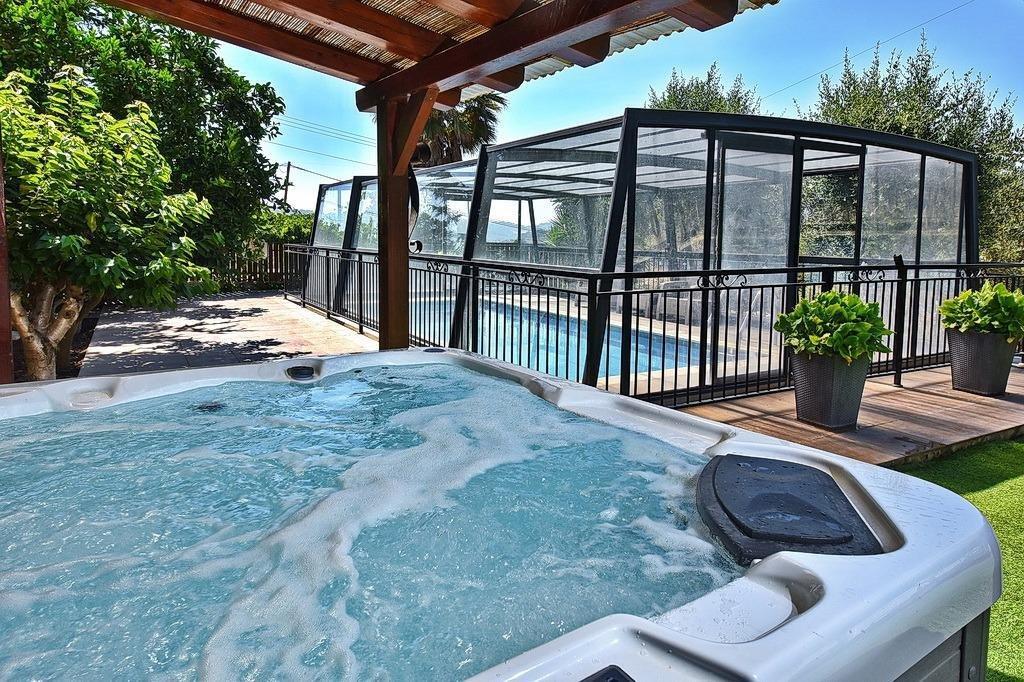 סוויטות גרין לנד צפון  3  נופש - וי פור ויקיישן - V for Vacation