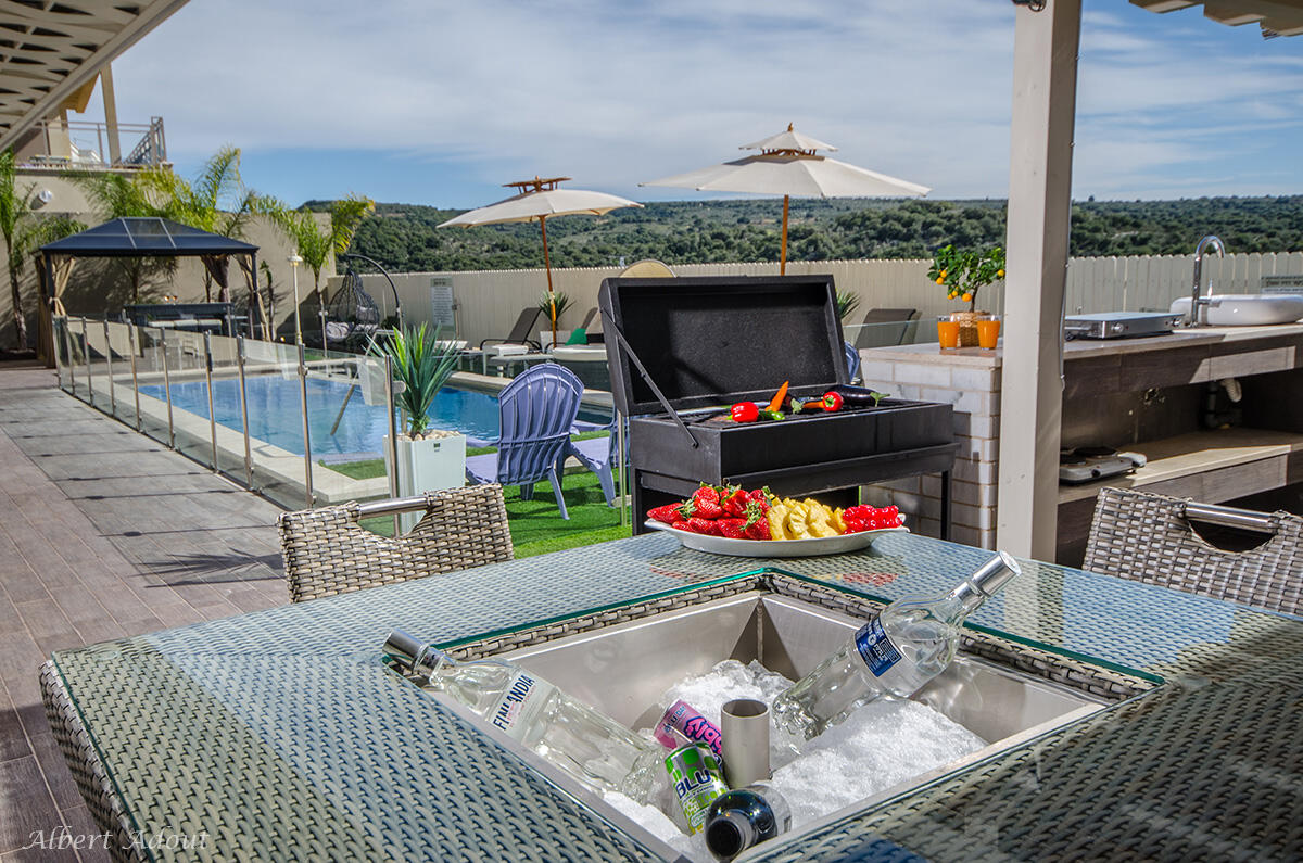 וילה כינור דוד המלך צפון  7  נופש - וי פור ויקיישן - V for Vacation