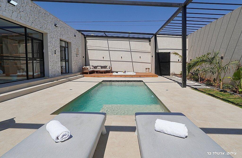 לומה סוויט צפון  27  נופש - וי פור ויקיישן - V for Vacation