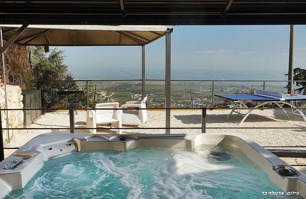 וילה קאלי צפון  5  נופש - וי פור ויקיישן - V for Vacation