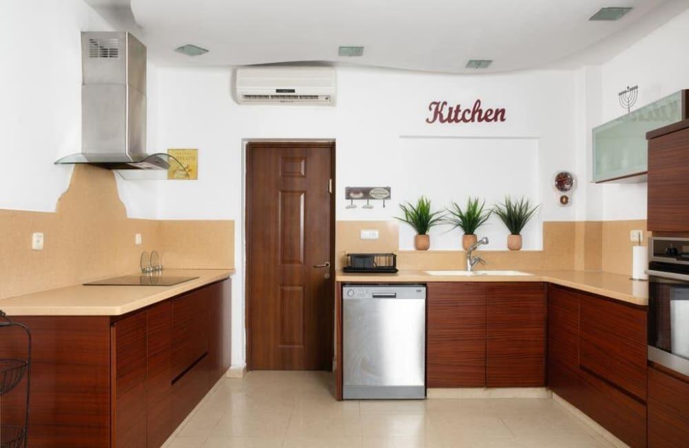 וילה אלה אילת דרום  5  נופש - וי פור ויקיישן - V for Vacation