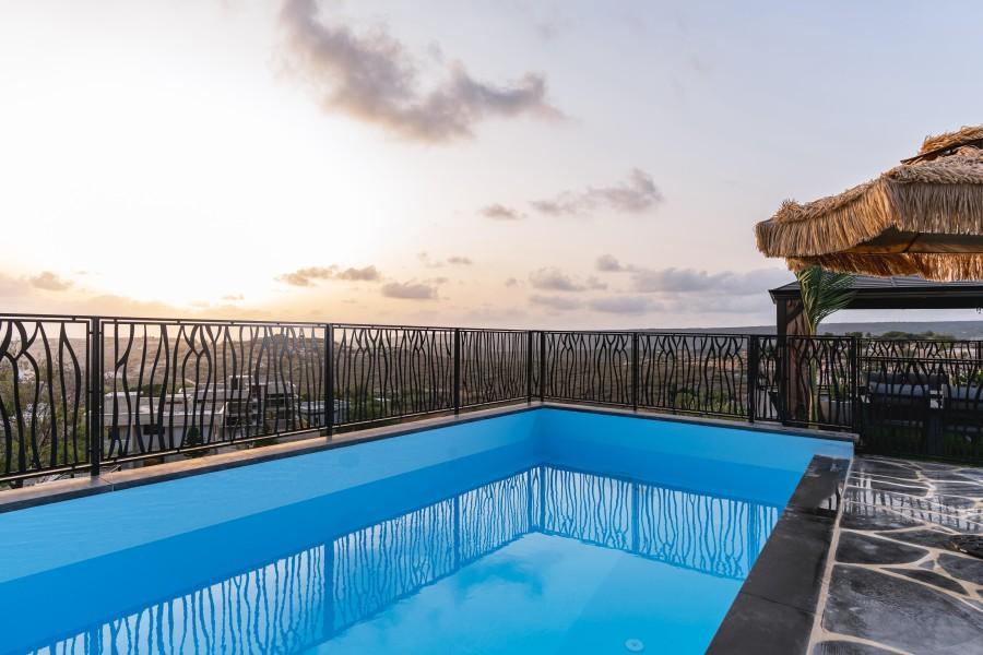 סוויטות על הפסגה צפון  5  נופש - וי פור ויקיישן - V for Vacation