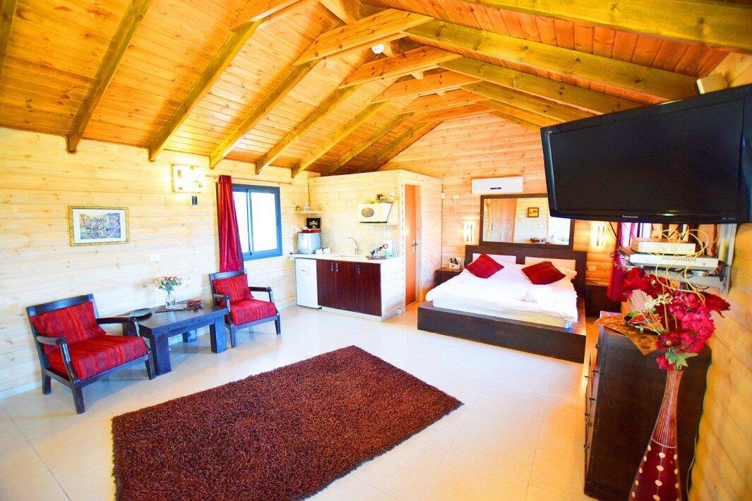 בקתות נוף אורנים צפון  18  נופש - וי פור ויקיישן - V for Vacation