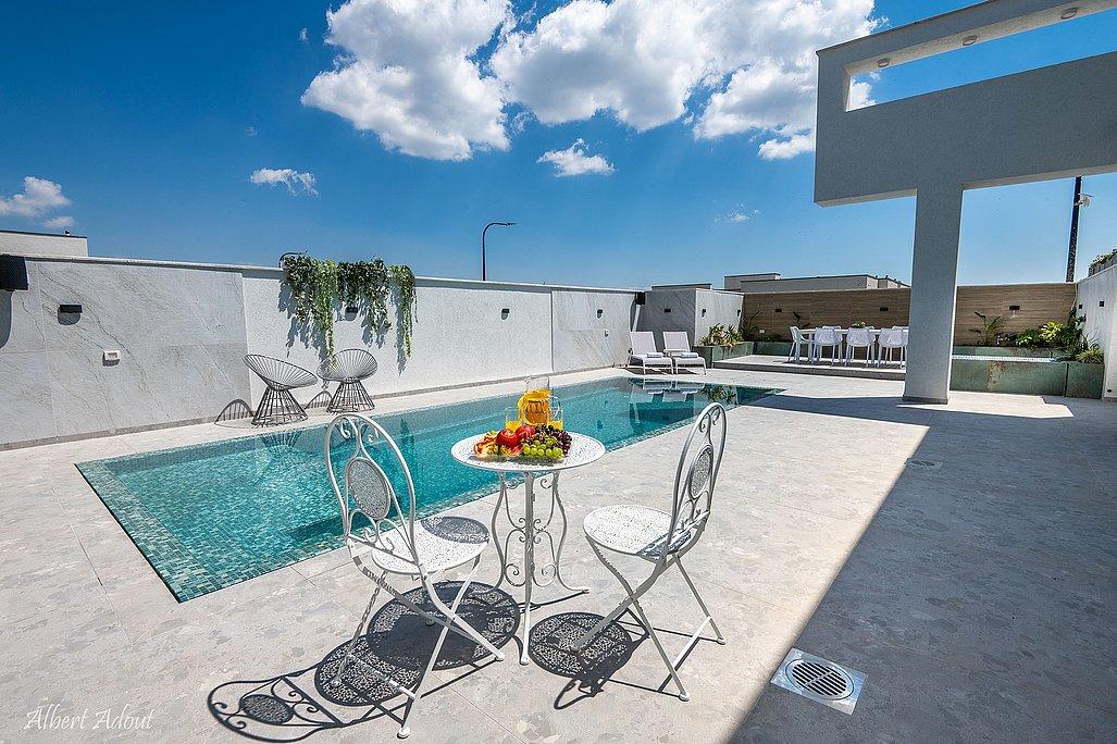 וילה סבן דרים צפון  2  נופש - וי פור ויקיישן - V for Vacation