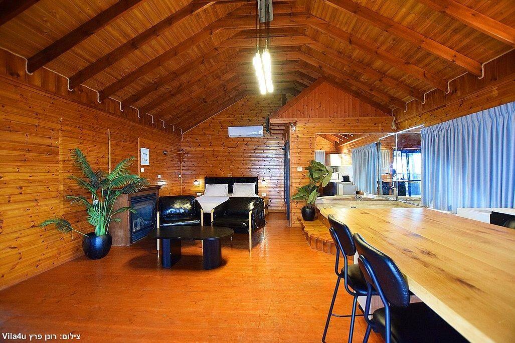 רפאל בכרם צפון  10  נופש - וי פור ויקיישן - V for Vacation