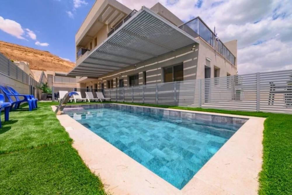 וילה מינרל - אל ים המלח דרום  16  נופש - וי פור ויקיישן - V for Vacation