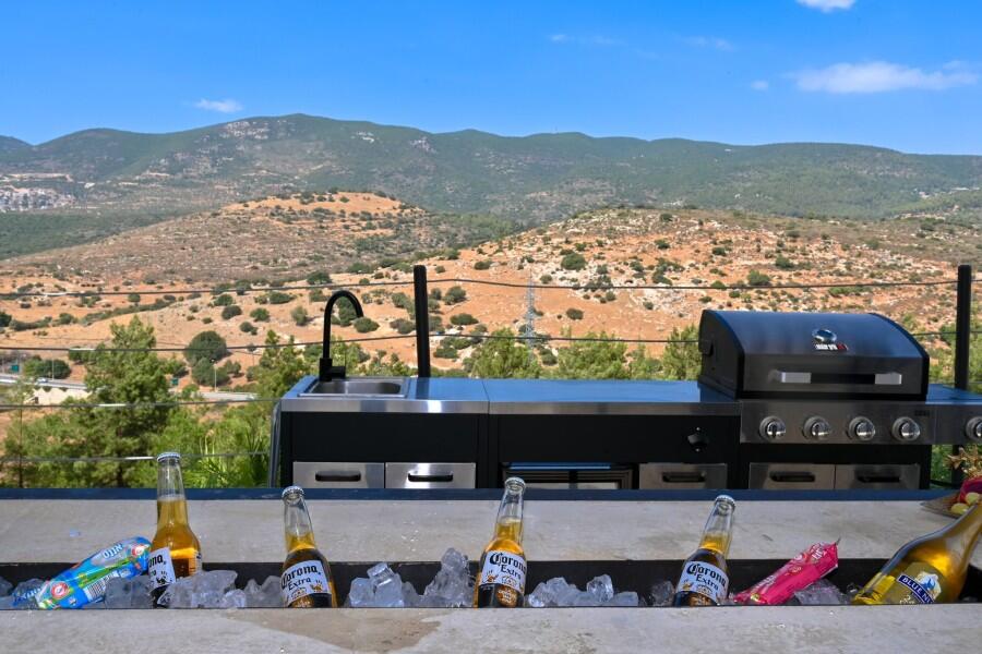 וילה לה רוסה - La Rosa צפון  4  נופש - וי פור ויקיישן - V for Vacation