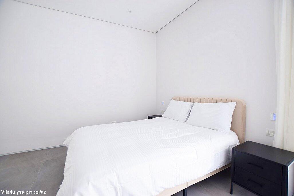 וילה אימפריה קיסריה מרכז  12  נופש - וי פור ויקיישן - V for Vacation