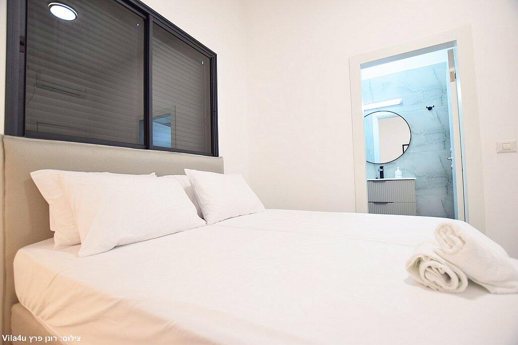 אחוזת אברהם בוטיק מרכז  15  נופש - וי פור ויקיישן - V for Vacation