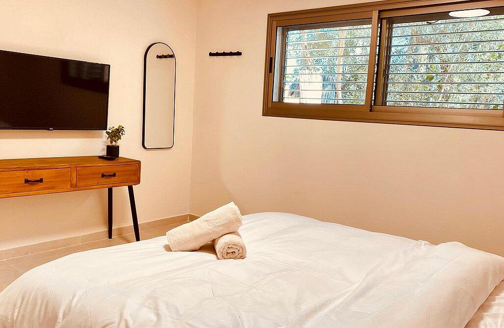 וילת בית העץ צפון  8  נופש - וי פור ויקיישן - V for Vacation