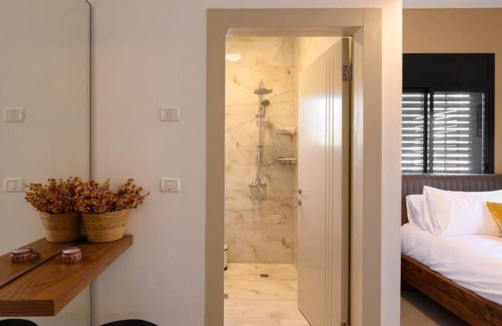 וילה אדינביל צפון  8  נופש - וי פור ויקיישן - V for Vacation